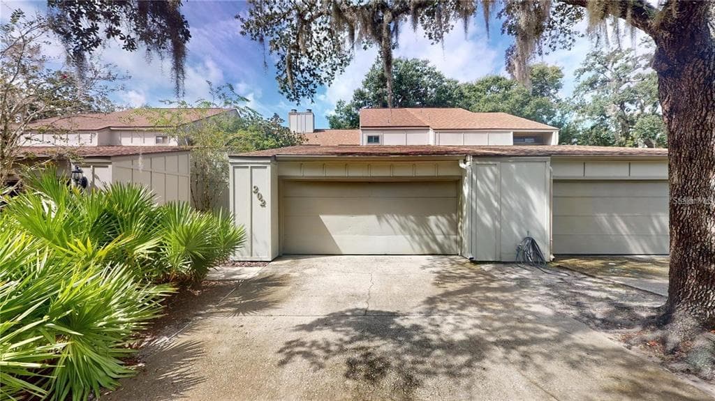 202 PINE CONE TRAIL, ORMOND BEACH, FL 32174