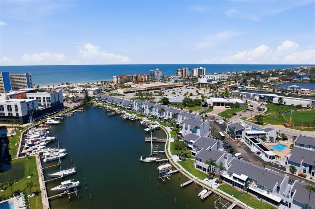 175 MEDALLION BOULEVARD # F, MADEIRA BEACH, FL 33708