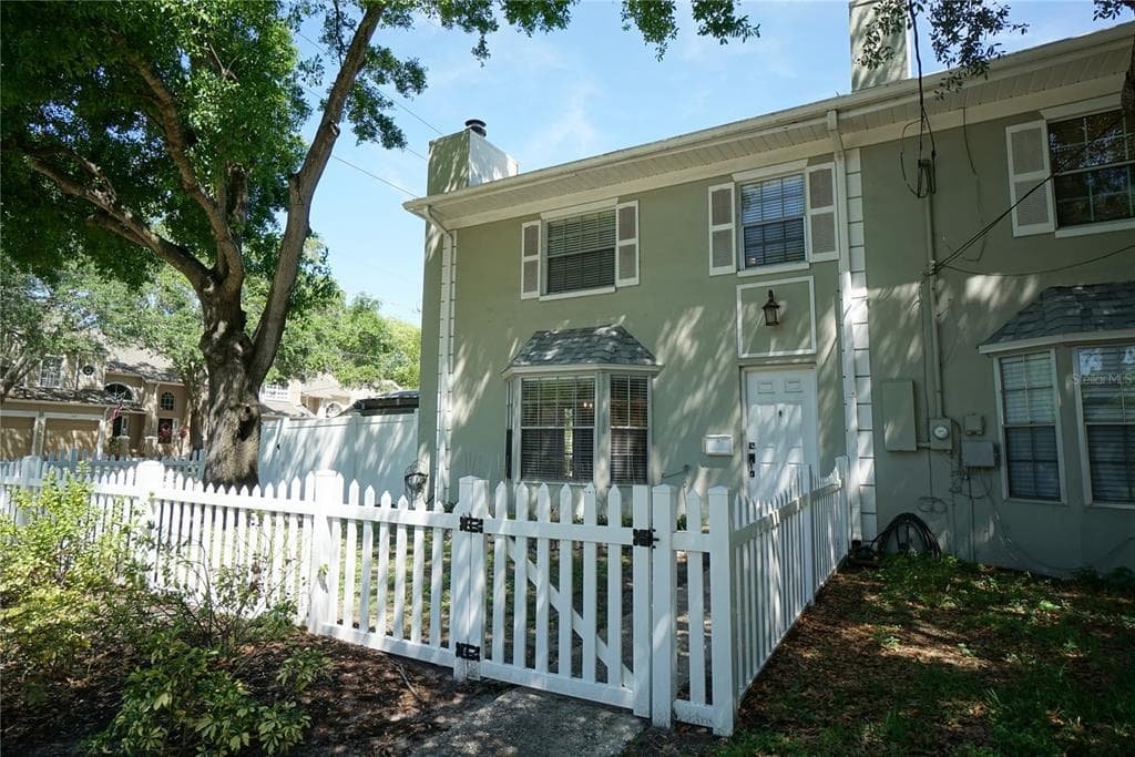 3323 W SWANN AVENUE, TAMPA, FL 33609 — zdjęcie 2