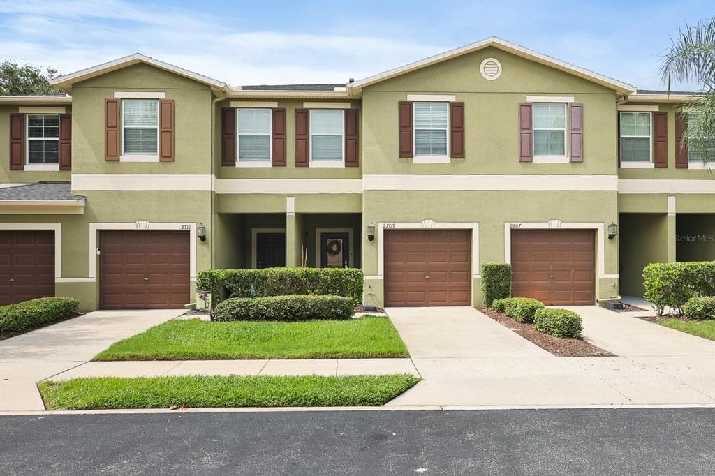2709 ISABELLA VALLEY COURT, BRANDON, FL 33511