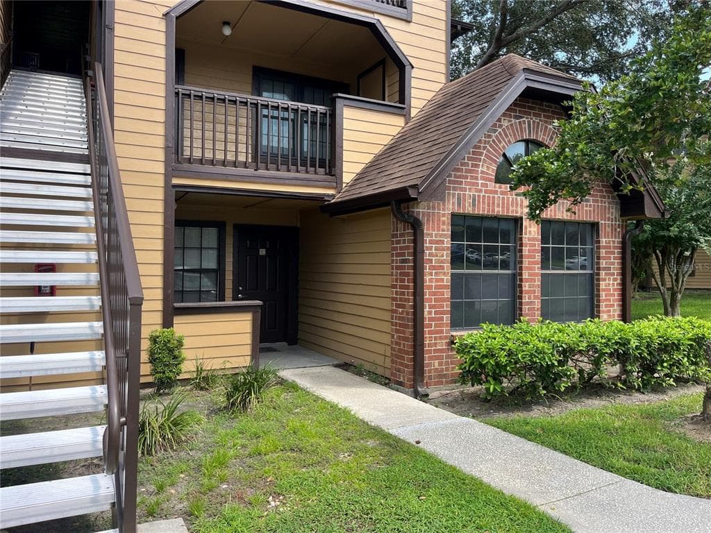 315 LAKEPOINTE DRIVE # 102, ALTAMONTE SPRINGS, FL 32701 — zdjęcie 2