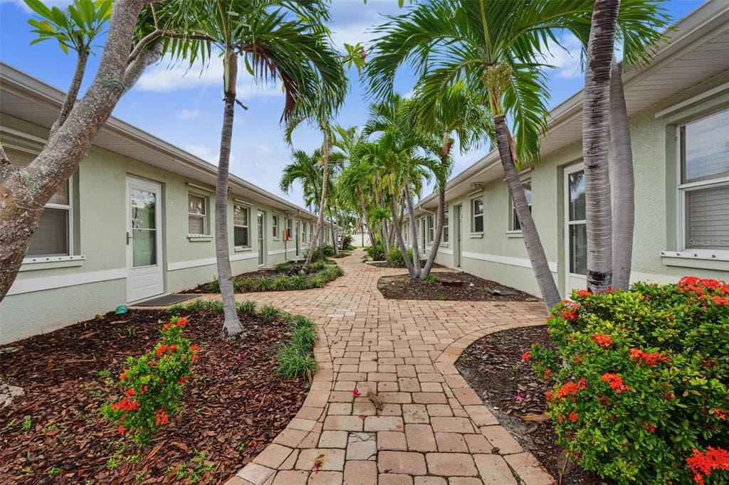 9040 BLIND PASS ROAD # A7, ST PETERSBURG, FL 33706