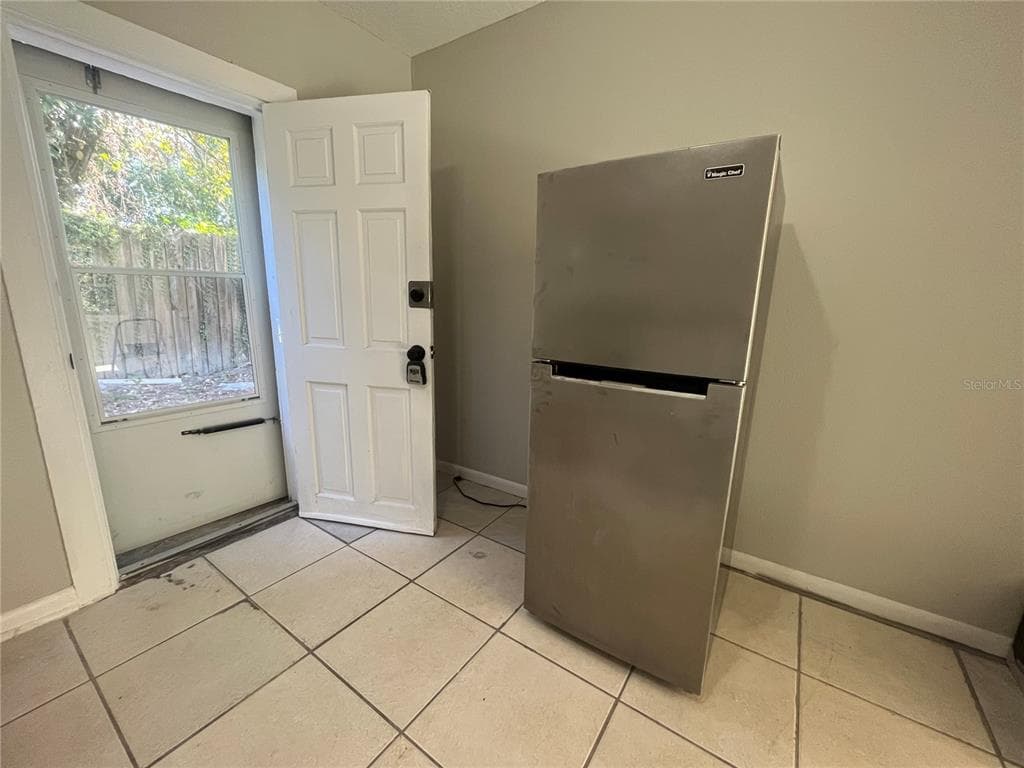 127 1/2 W PALMETTO AVENUE, DELAND, FL 32720 — zdjęcie 5