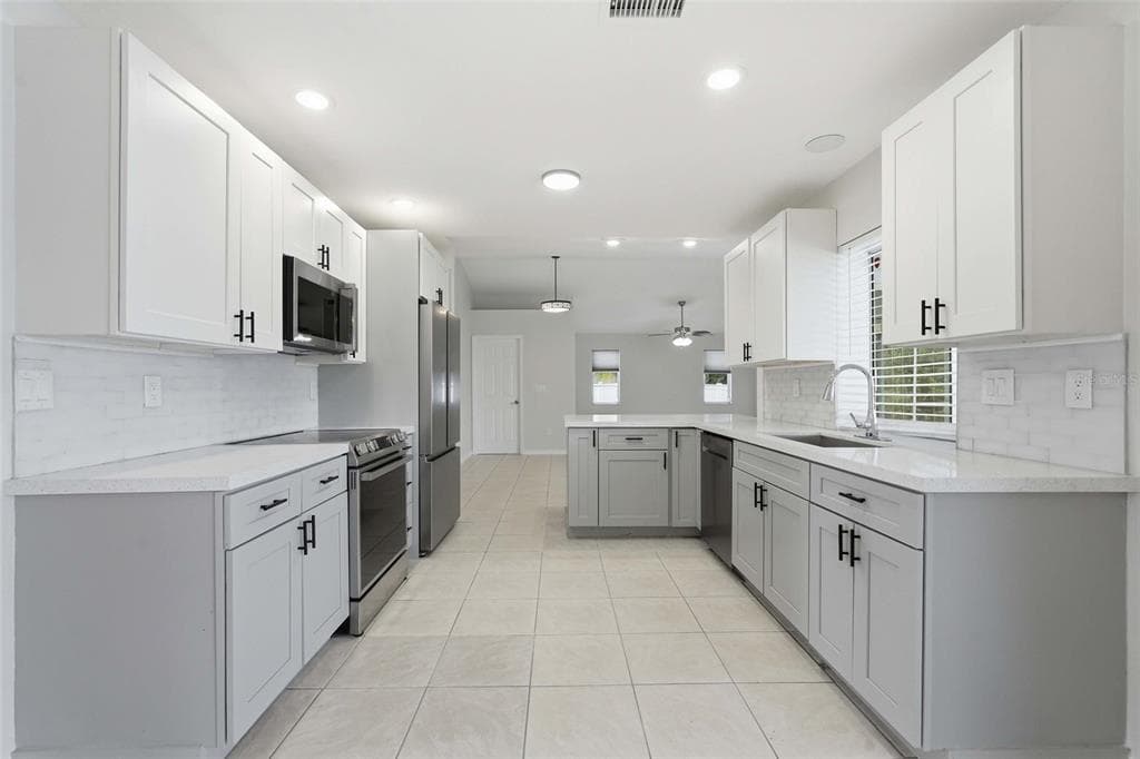 524 SE 8TH PLACE, CAPE CORAL, FL 33990 — zdjęcie 4