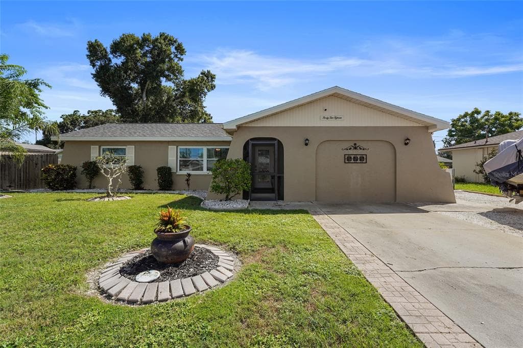 4215 PANDORA ROAD, VENICE, FL 34293