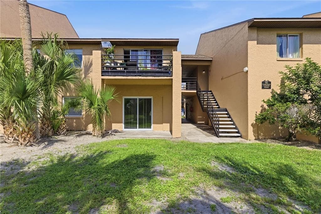 5219 VIA HACIENDA CIRCLE # B111, ORLANDO, FL 32839