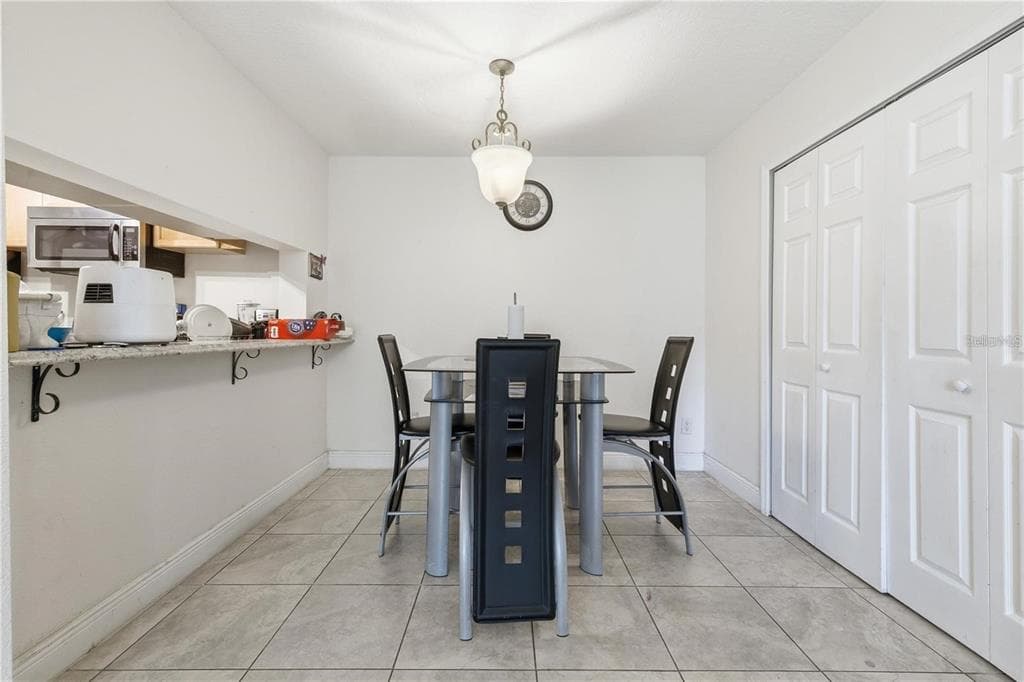5219 VIA HACIENDA CIRCLE # B111, ORLANDO, FL 32839 — zdjęcie 5