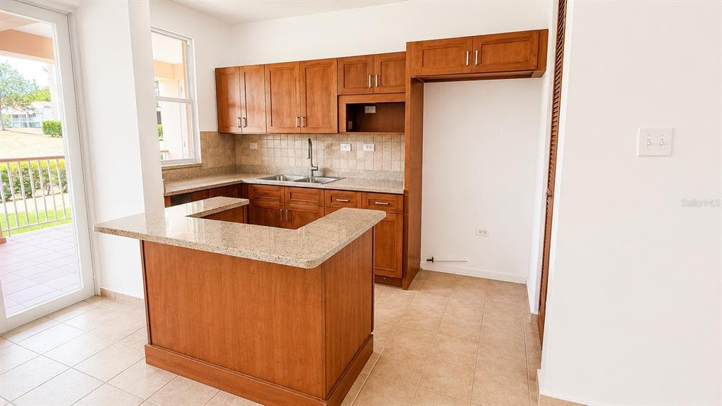 A-46 PALMAS DR # 1, HUMACAO, PR 00791 — zdjęcie 5