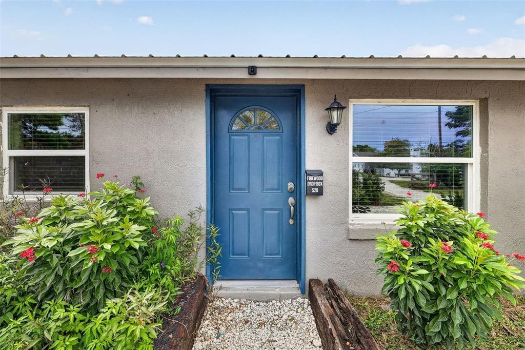 1111 DORA AVENUE, TAVARES, FL 32778 — zdjęcie 2