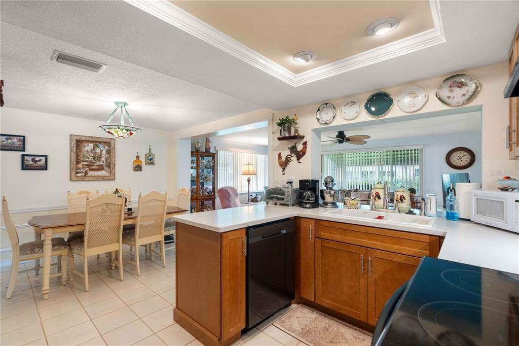 8216 CAVALRY DRIVE, HUDSON, FL 34667 — zdjęcie 4