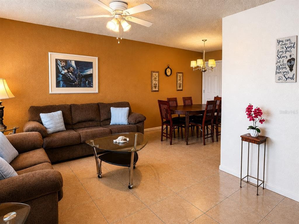 6044 22ND AVENUE N # 2, ST PETERSBURG, FL 33710 — zdjęcie 2