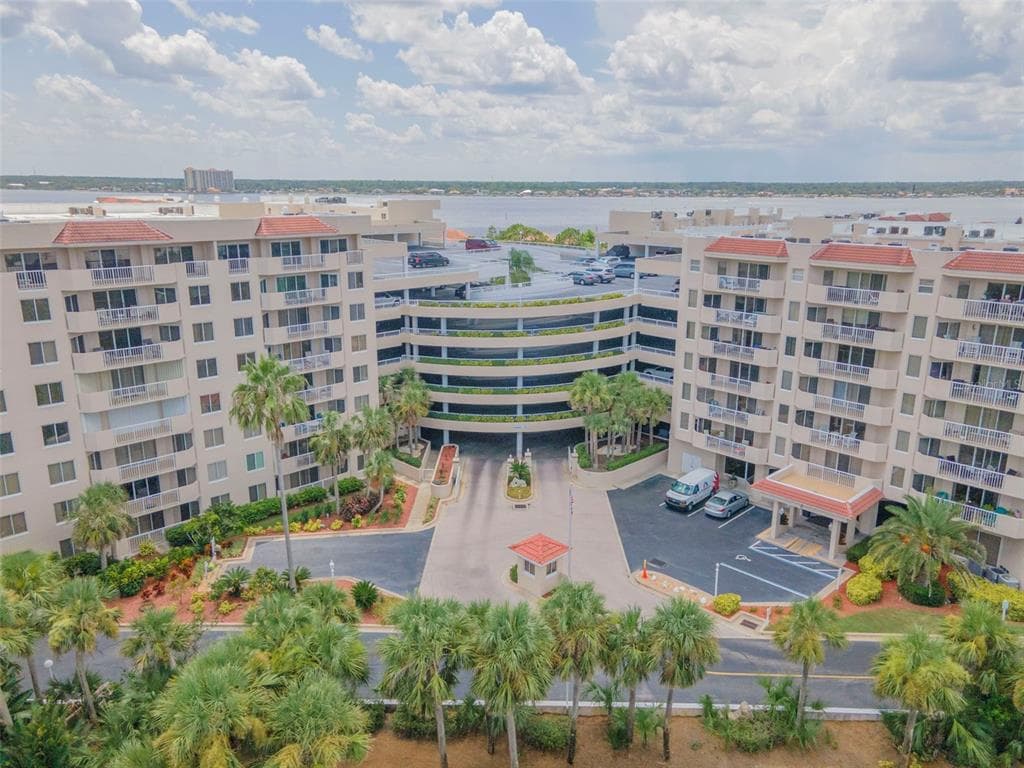 3 OCEANS BOULEVARD W # 2D4, DAYTONA BEACH, FL 32118