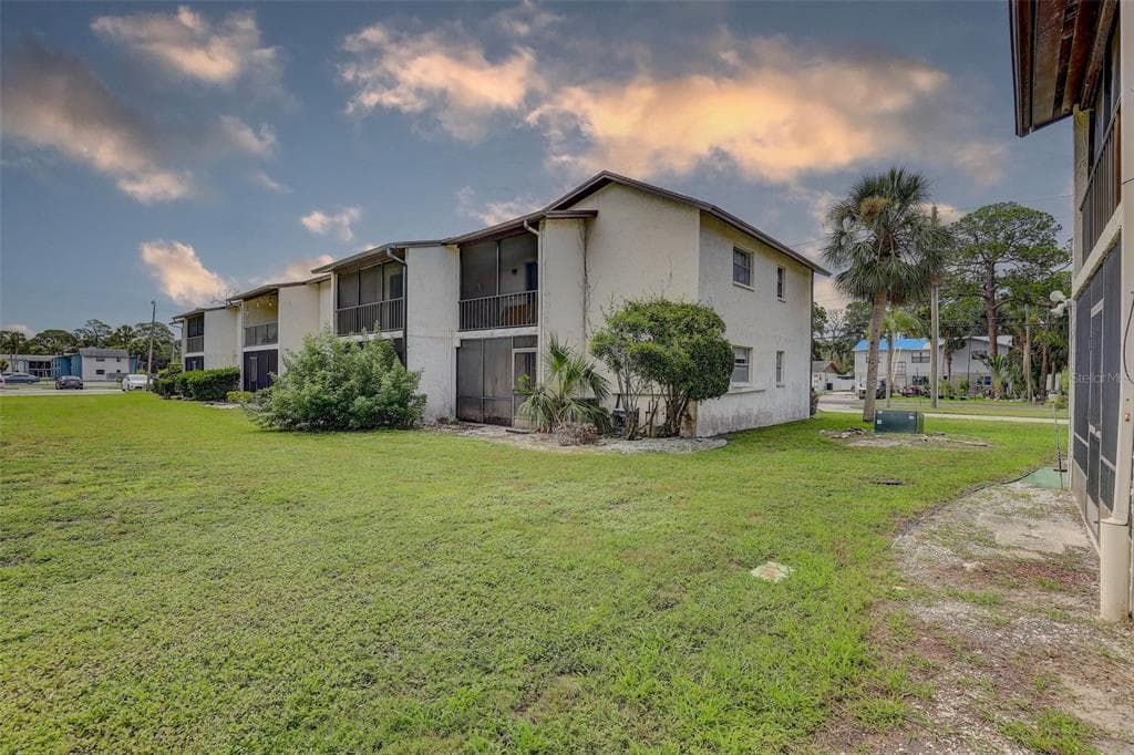 8440 OLD POST ROAD # 104, PORT RICHEY, FL 34668 — zdjęcie 2