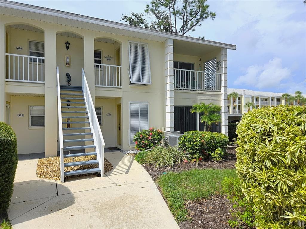435 CERROMAR LANE # 329, VENICE, FL 34293