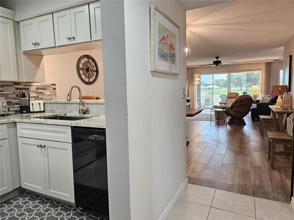 435 CERROMAR LANE # 329, VENICE, FL 34293 — zdjęcie 5