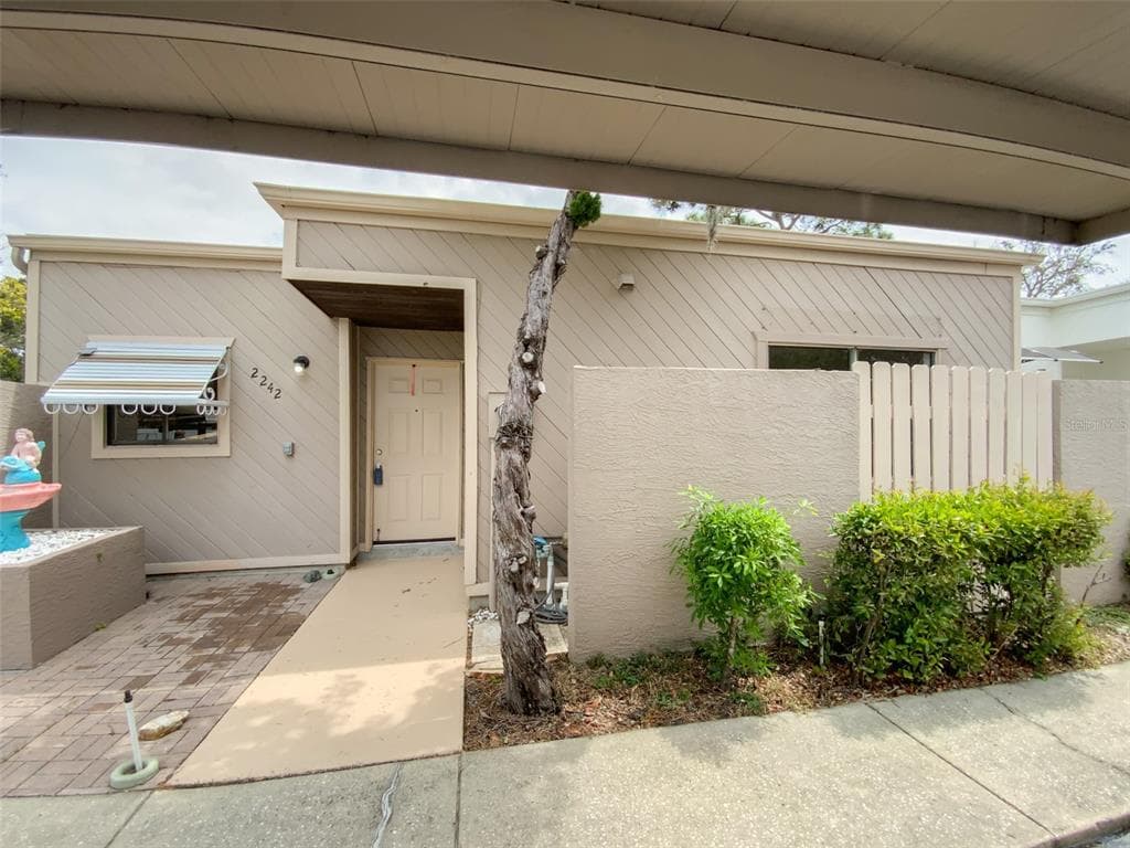 2242 PINEWOOD VILLAS DRIVE, HOLIDAY, FL 34691 — zdjęcie 4