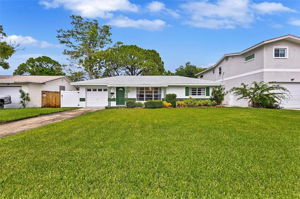 349 89TH AVENUE NE, ST PETERSBURG, FL 33702