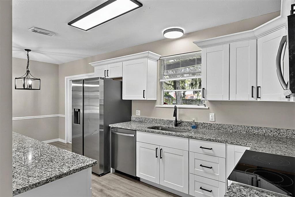 610 ROMA STREET, DAYTONA BEACH, FL 32114 — zdjęcie 4