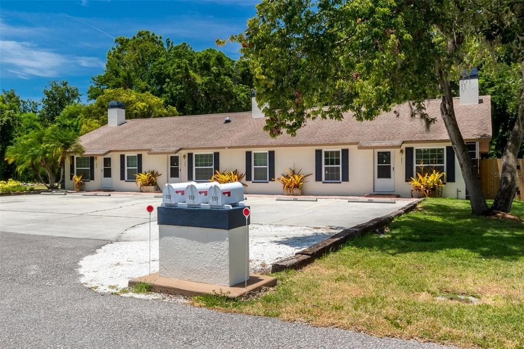 355 23RD AVENUE SW, SEMINOLE, FL 33778