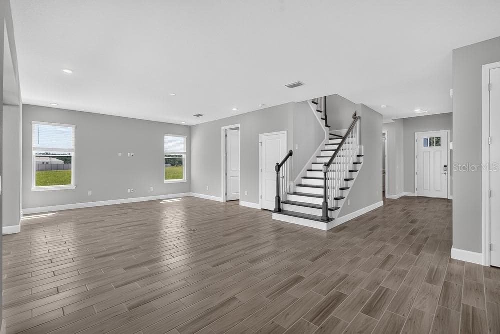 35709 EMBERVIEW DRIVE, ZEPHYRHILLS, FL 33541 — zdjęcie 3
