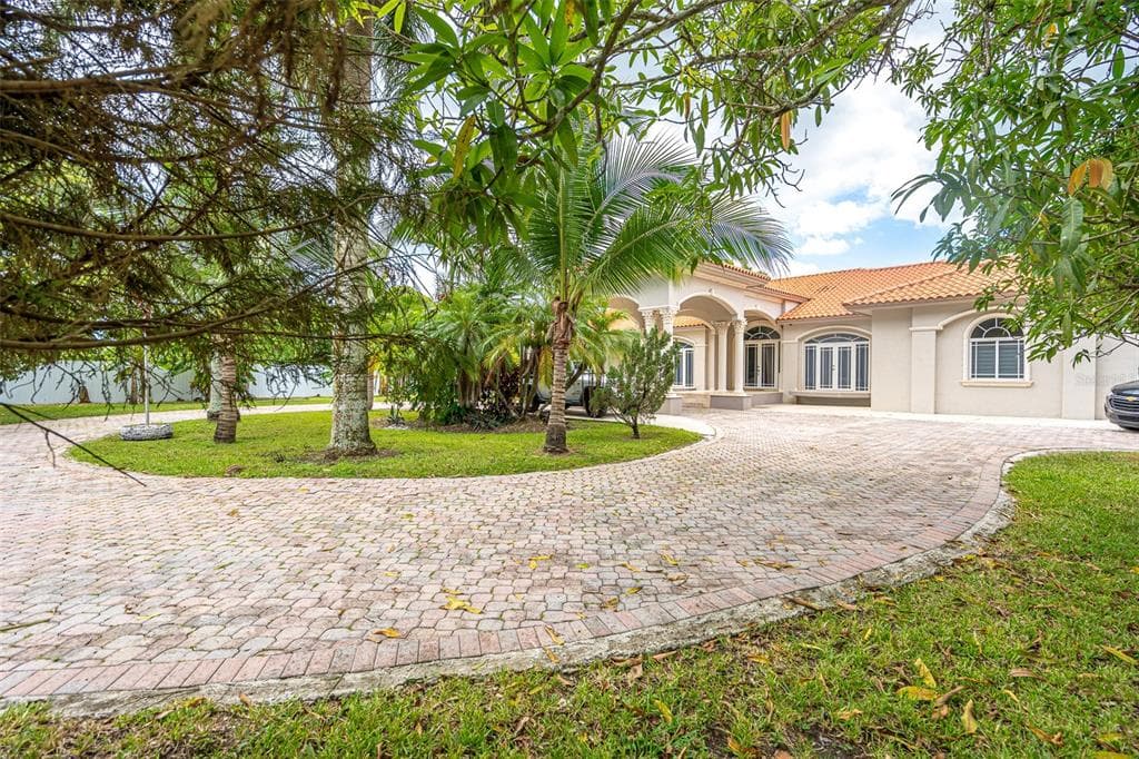 18390 SW 200TH STREET, MIAMI, FL 33187 — zdjęcie 3
