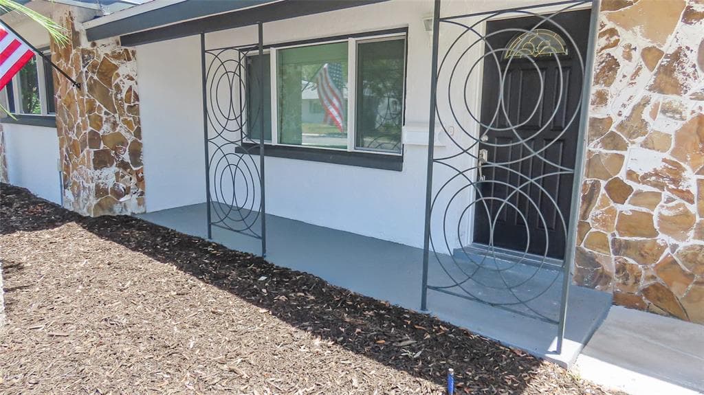 4594 17TH AVENUE N, ST PETERSBURG, FL 33713 — zdjęcie 2