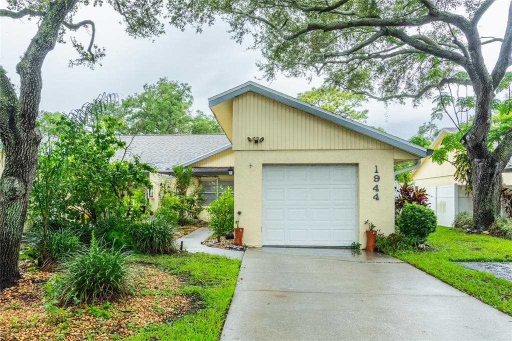 1944 ELAINE DRIVE # 1944, CLEARWATER, FL 33760