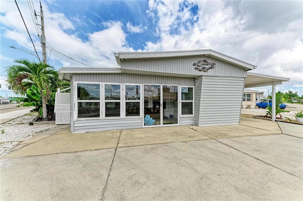 6626 TEXAS STREET, BRADENTON, FL 34207
