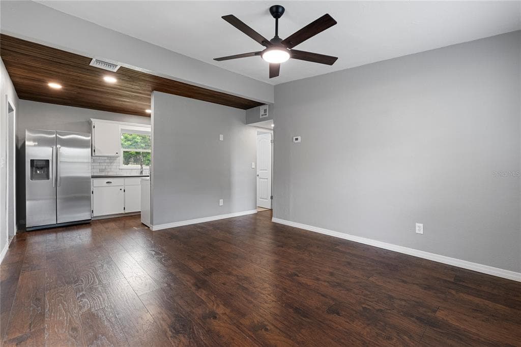 460 E 3RD STREET, CHULUOTA, FL 32766 — zdjęcie 3