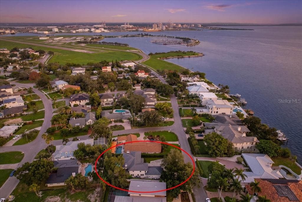 89 MARTINIQUE AVENUE, TAMPA, FL 33606 — zdjęcie 3