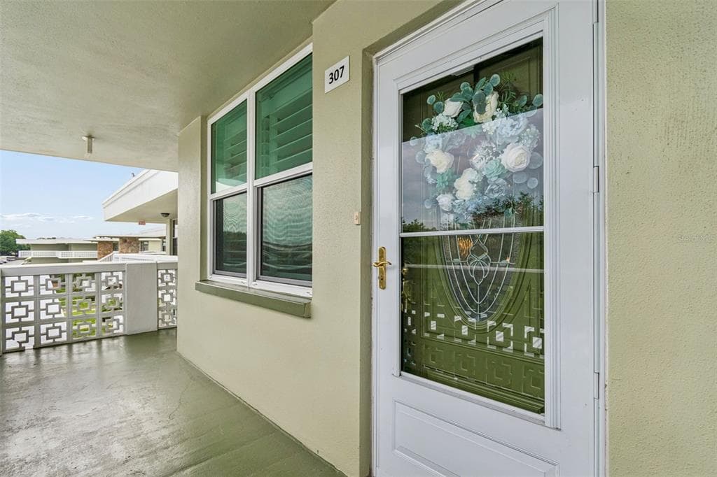 4885 1ST ST NE # 307, ST PETERSBURG, FL 33703 — zdjęcie 3