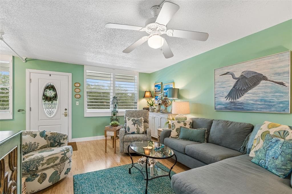4885 1ST ST NE # 307, ST PETERSBURG, FL 33703 — zdjęcie 4