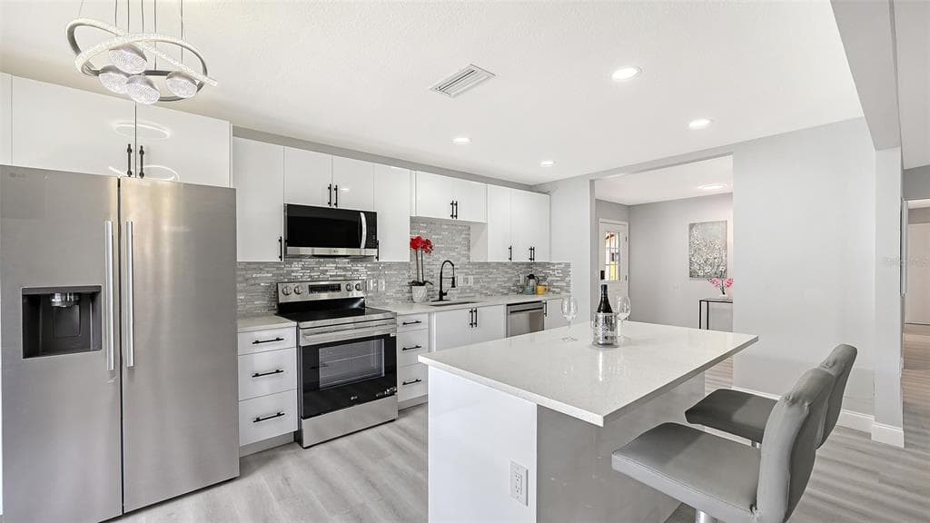 4054 PALAU DRIVE, SARASOTA, FL 34241 — zdjęcie 4