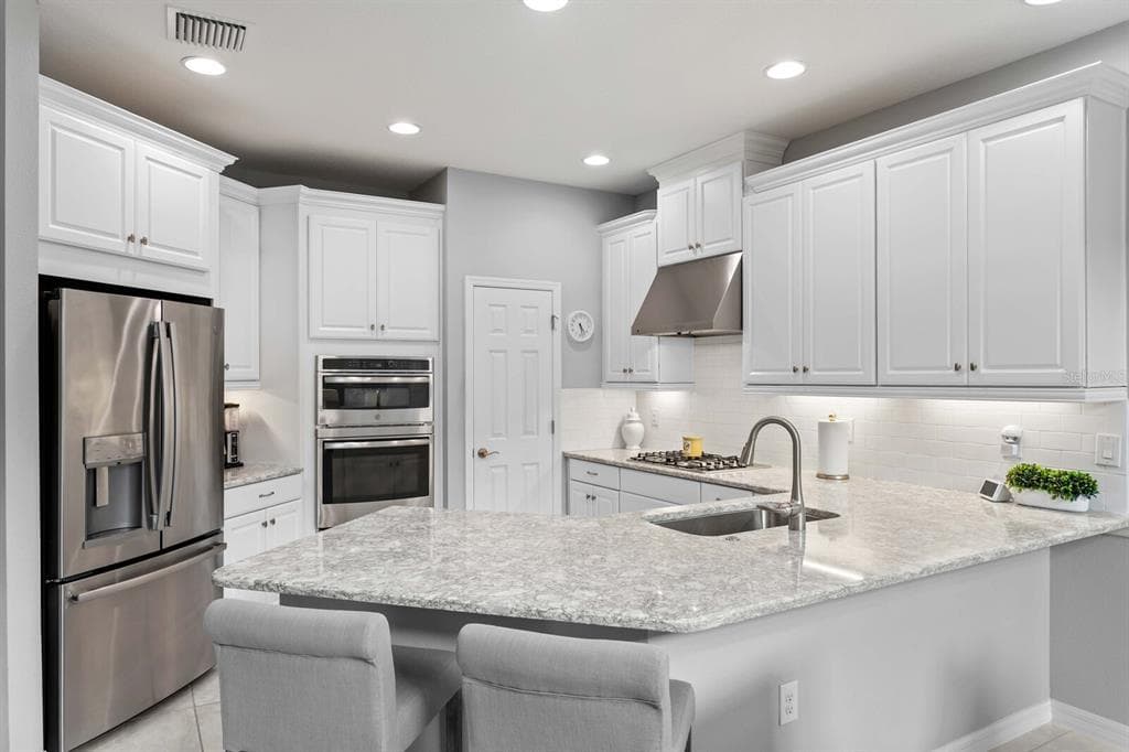 8524 ARABELLA LANE, SEMINOLE, FL 33777 — zdjęcie 3