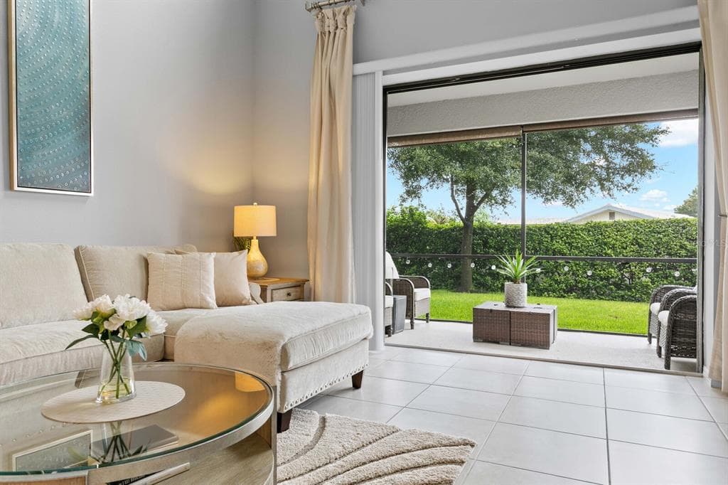 8524 ARABELLA LANE, SEMINOLE, FL 33777 — zdjęcie 4