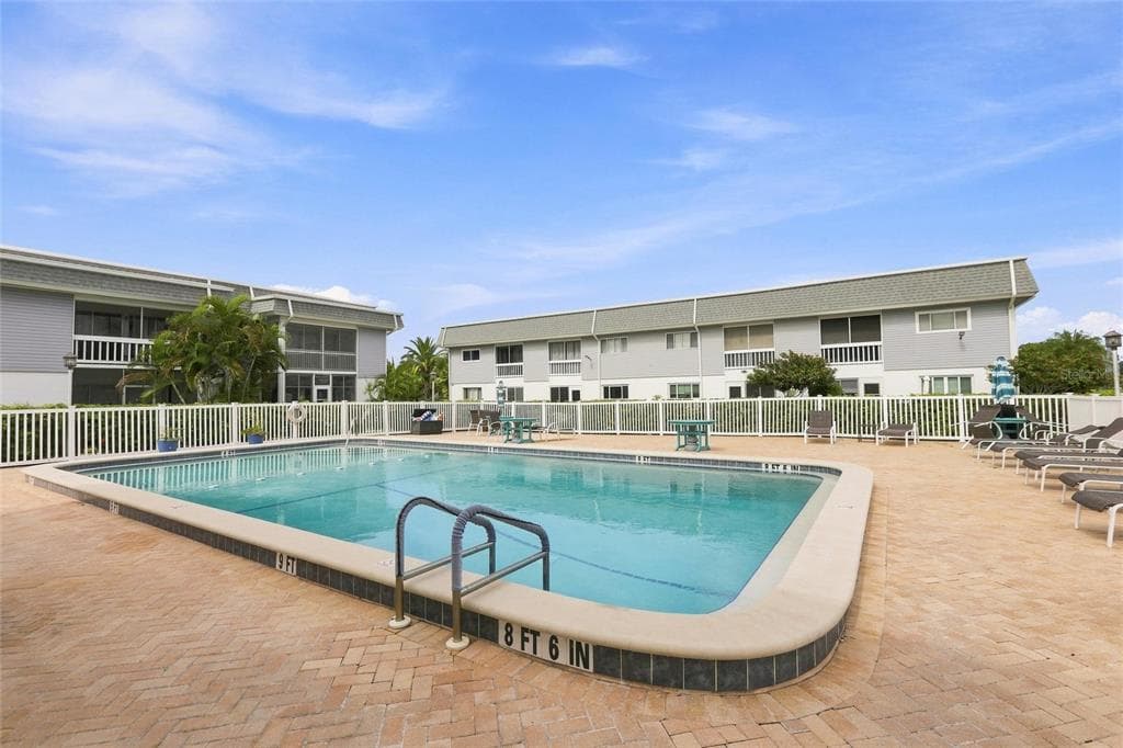 22375 EDGEWATER DRIVE # 204, PORT CHARLOTTE, FL 33980 — zdjęcie 2