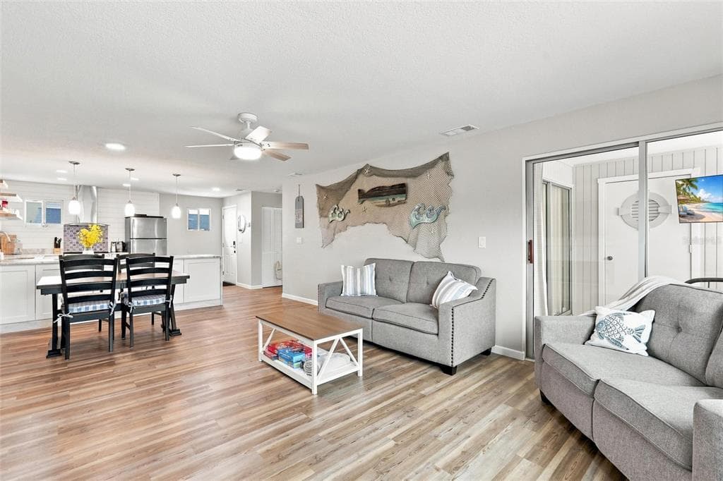 22375 EDGEWATER DRIVE # 204, PORT CHARLOTTE, FL 33980 — zdjęcie 4