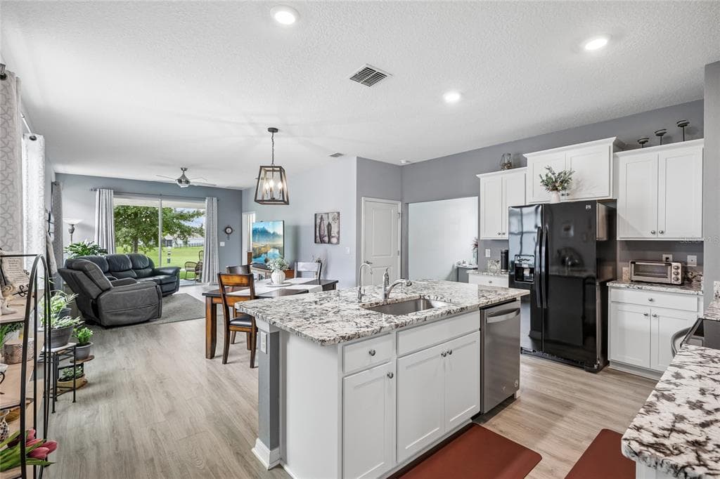 5395 SUNSHINE DRIVE, WILDWOOD, FL 34785 — zdjęcie 3