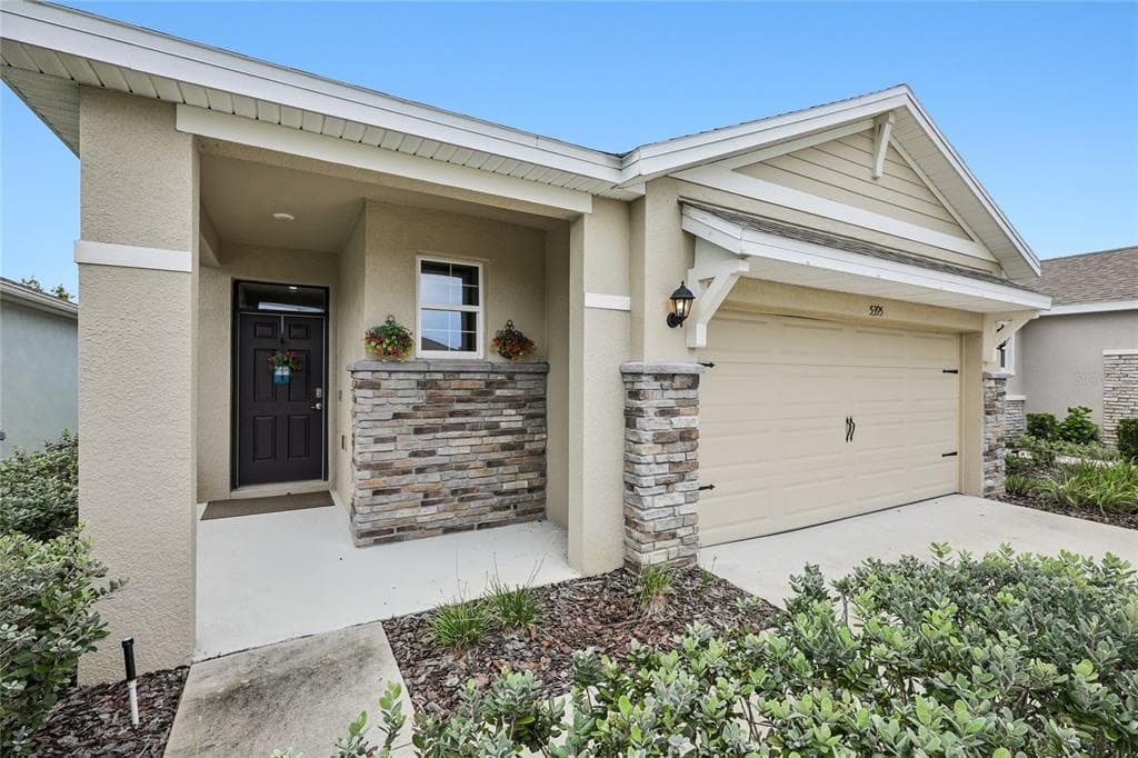 5395 SUNSHINE DRIVE, WILDWOOD, FL 34785