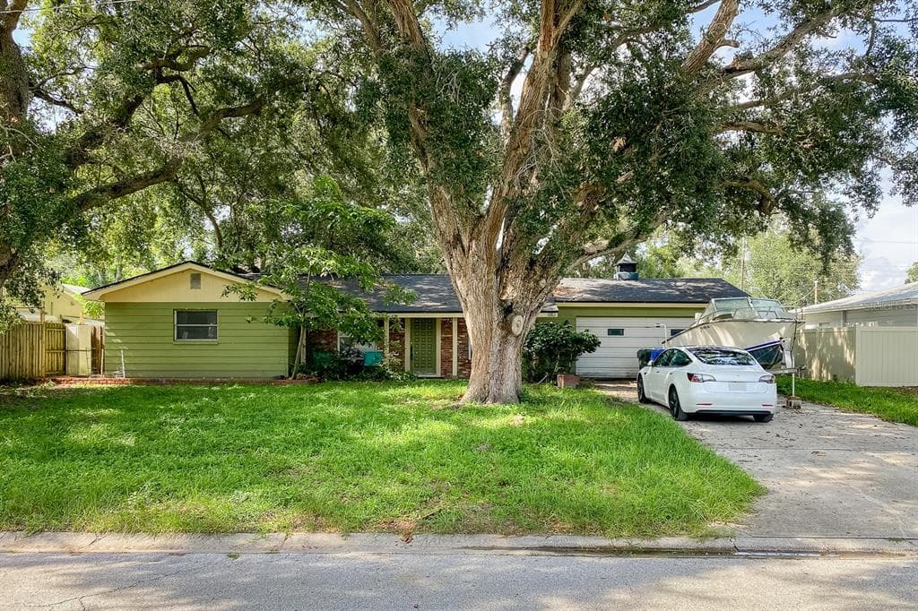 810 ORANGE VIEW DRIVE, LARGO, FL 33778