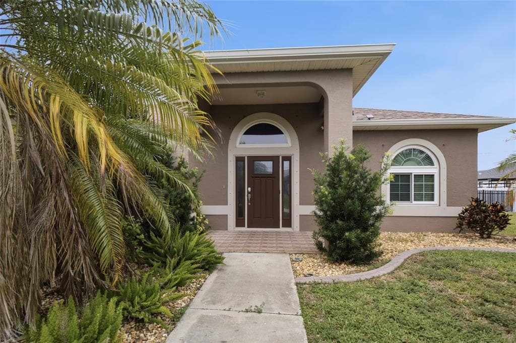 219 NW 12TH LANE, CAPE CORAL, FL 33993 — zdjęcie 2