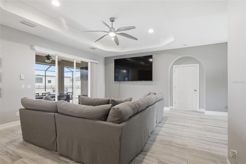 219 NW 12TH LANE, CAPE CORAL, FL 33993 — zdjęcie 5