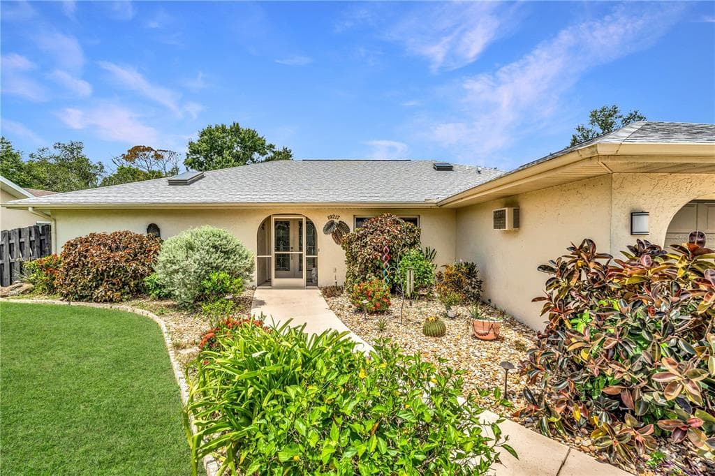 19217 ABHENRY CIRCLE, PORT CHARLOTTE, FL 33948 — zdjęcie 4