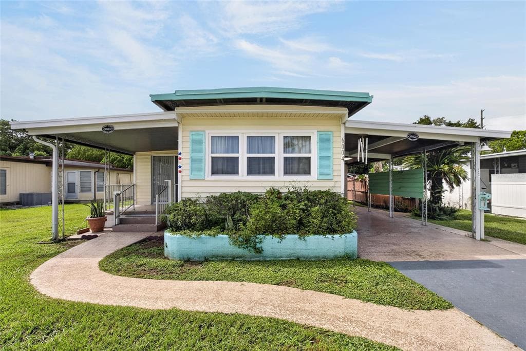 6004 ALPINE DRIVE, ZEPHYRHILLS, FL 33542 — zdjęcie 3