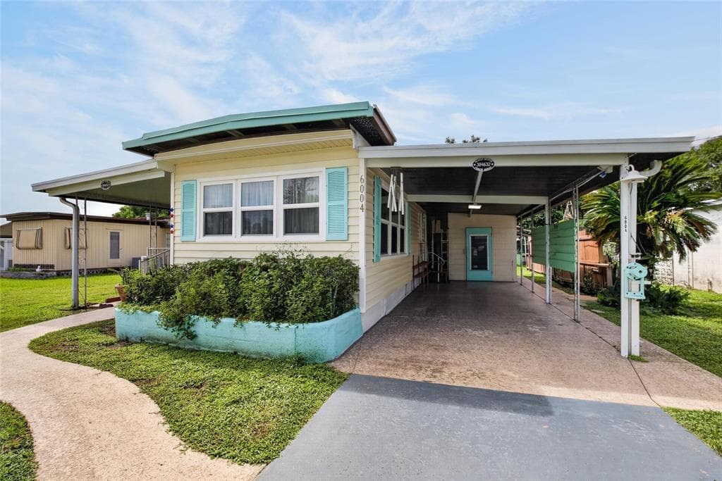 6004 ALPINE DRIVE, ZEPHYRHILLS, FL 33542