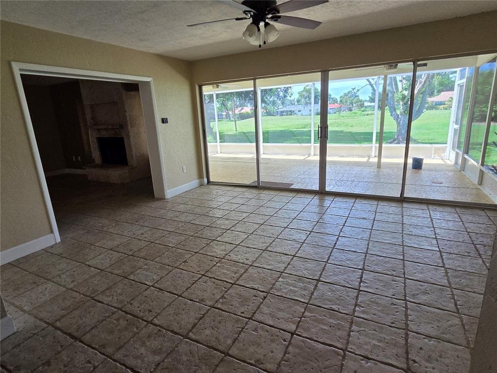 1876 MID OCEAN CIRCLE, SARASOTA, FL 34239 — zdjęcie 4