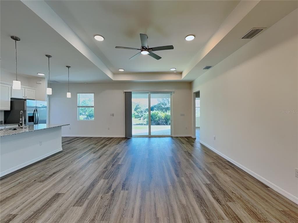 17508 WACO AVENUE, PORT CHARLOTTE, FL 33948 — zdjęcie 2