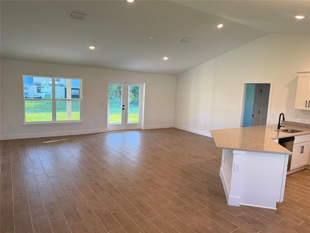 1252 FLEETWOOD DRIVE, PORT CHARLOTTE, FL 33948 — zdjęcie 2