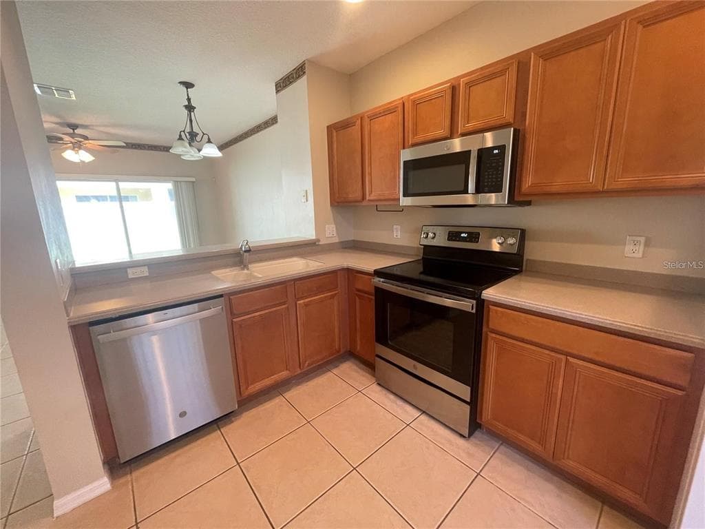 8508 BRUSHLEAF WAY, TAMPA, FL 33647 — zdjęcie 2