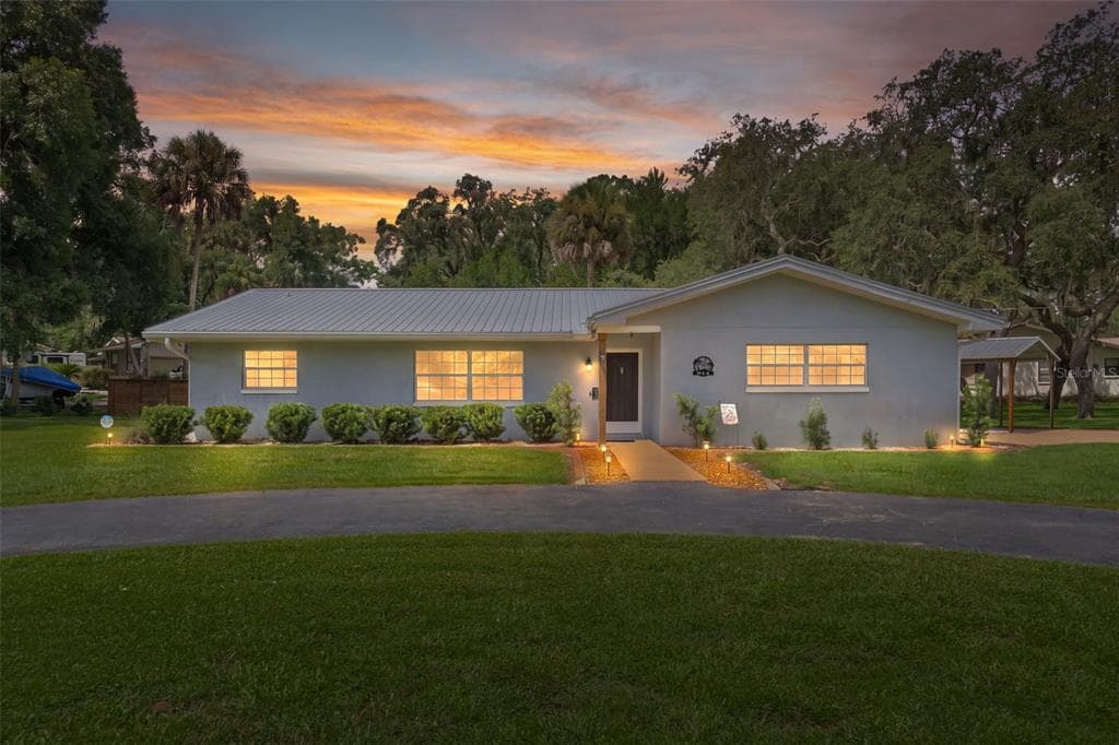 914 N MCGOWAN AVENUE, CRYSTAL RIVER, FL 34429
